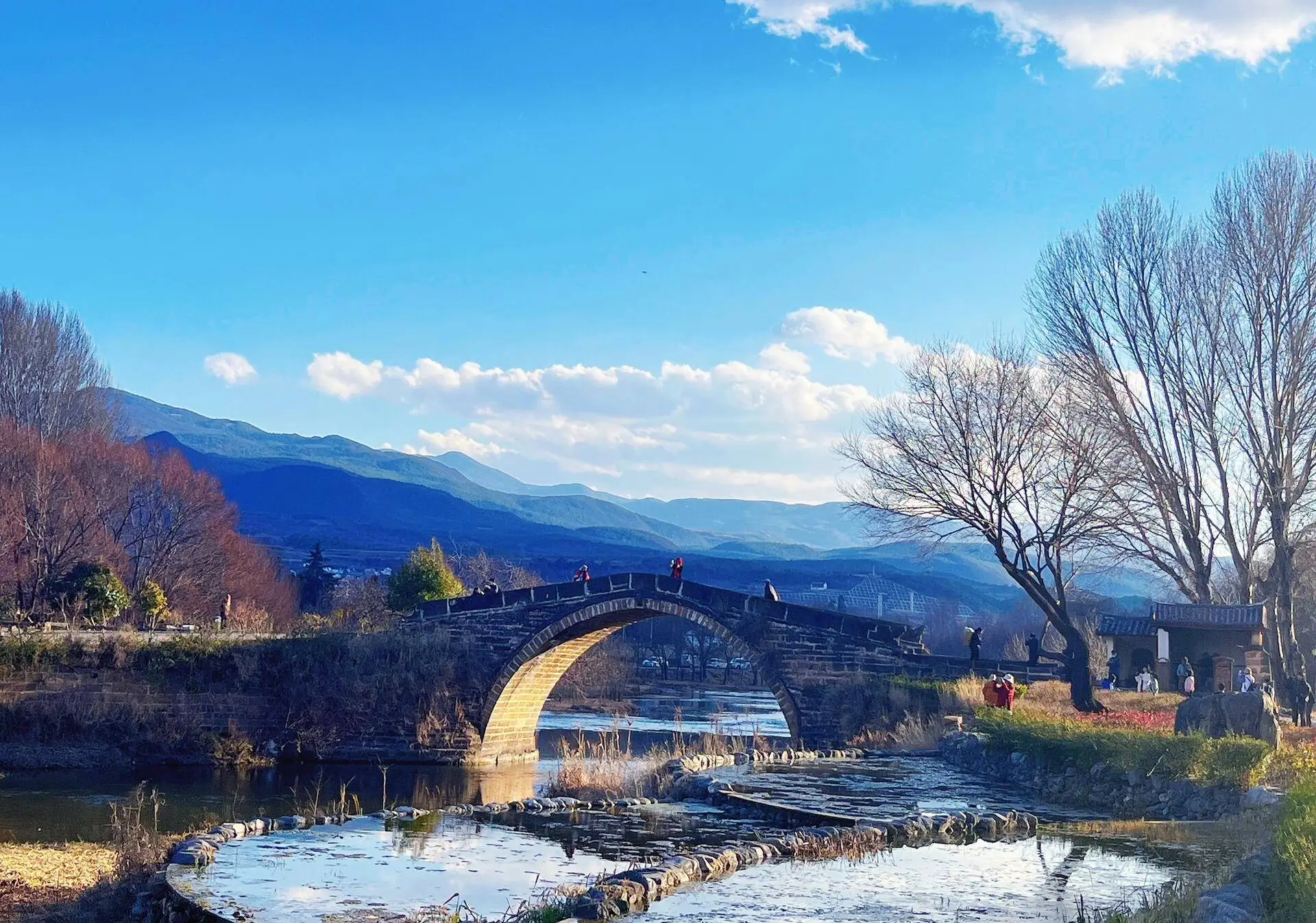 《雲南旅遊》別讓嚮往只停在想像！2025給台灣旅人的「第一次」雲南自由行實戰手冊