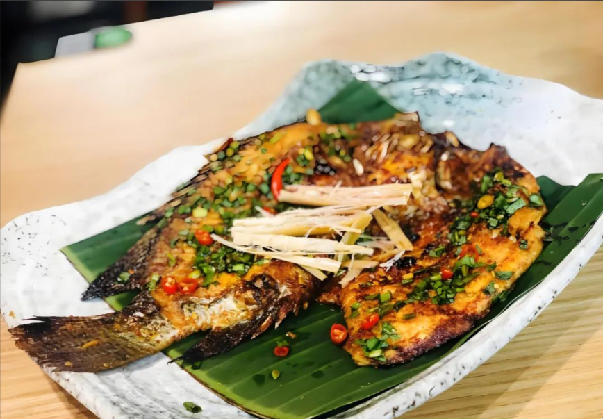 傣味香茅烤魚(西雙版納) 傣味香茅烤魚(西雙版納)