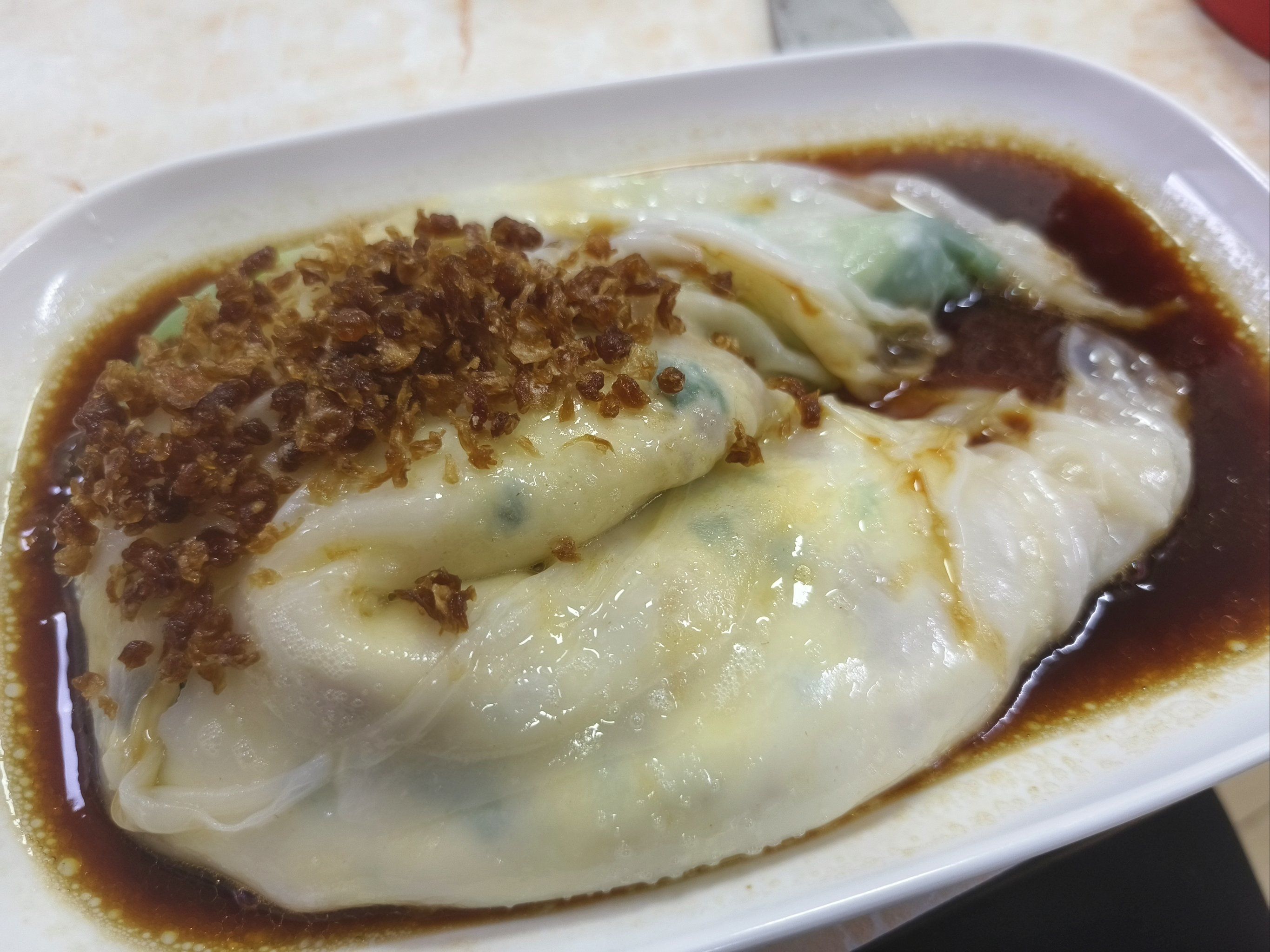 潮州腸粉:與廣式腸粉截然不同的「醬汁美學」 潮州腸粉:與廣式腸粉截然不同的「醬汁美學」